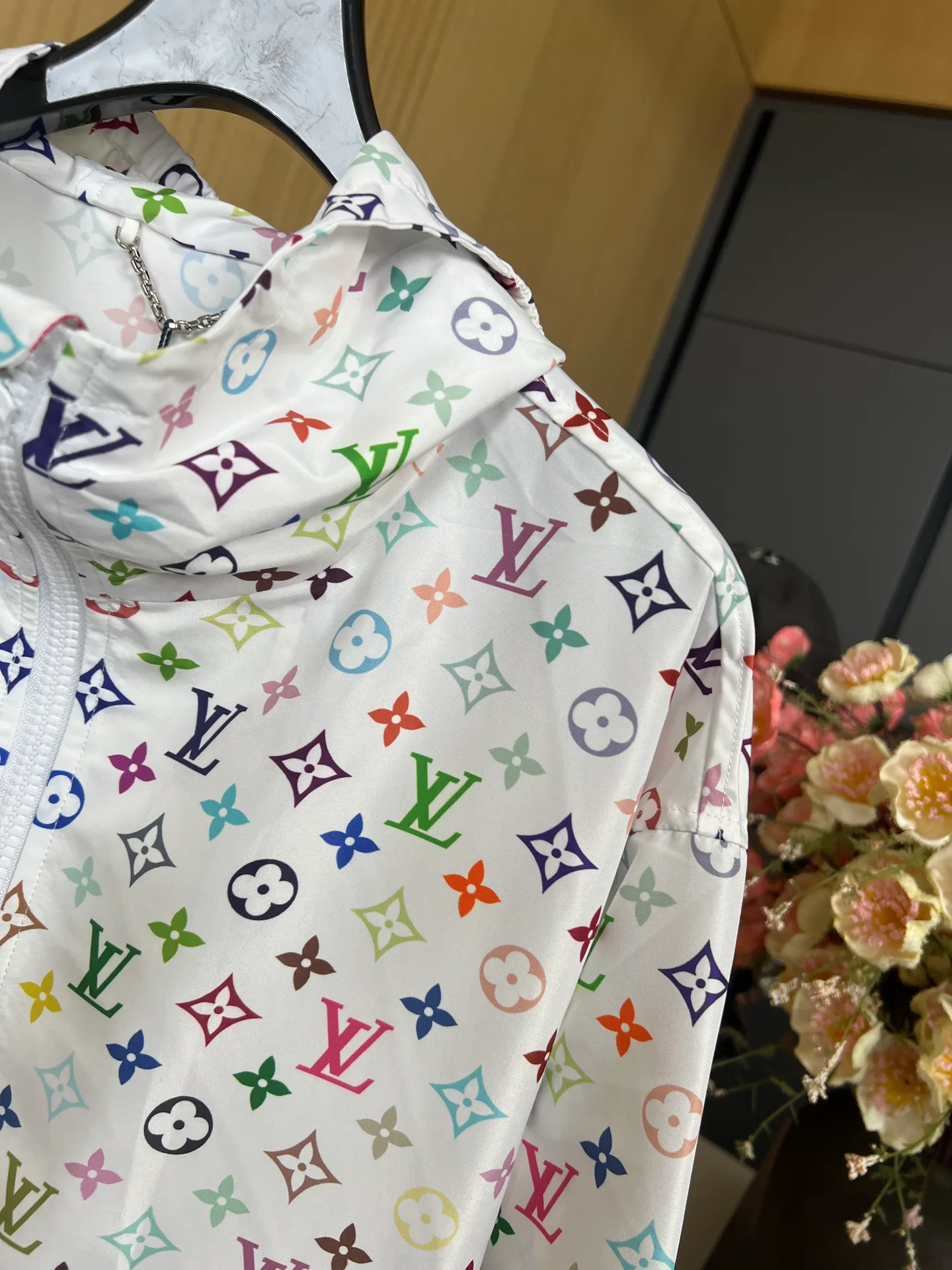 Куртки И Пуховики Женские Louis Vuitton 5189368