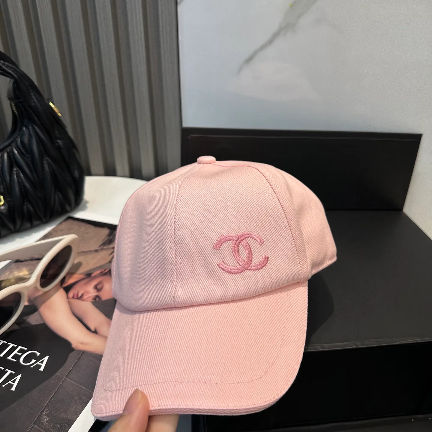 Головные Уборы Chanel 12764976
