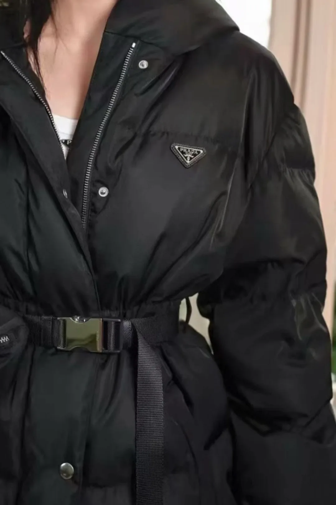 Куртки И Пуховики Женские Prada 18840088