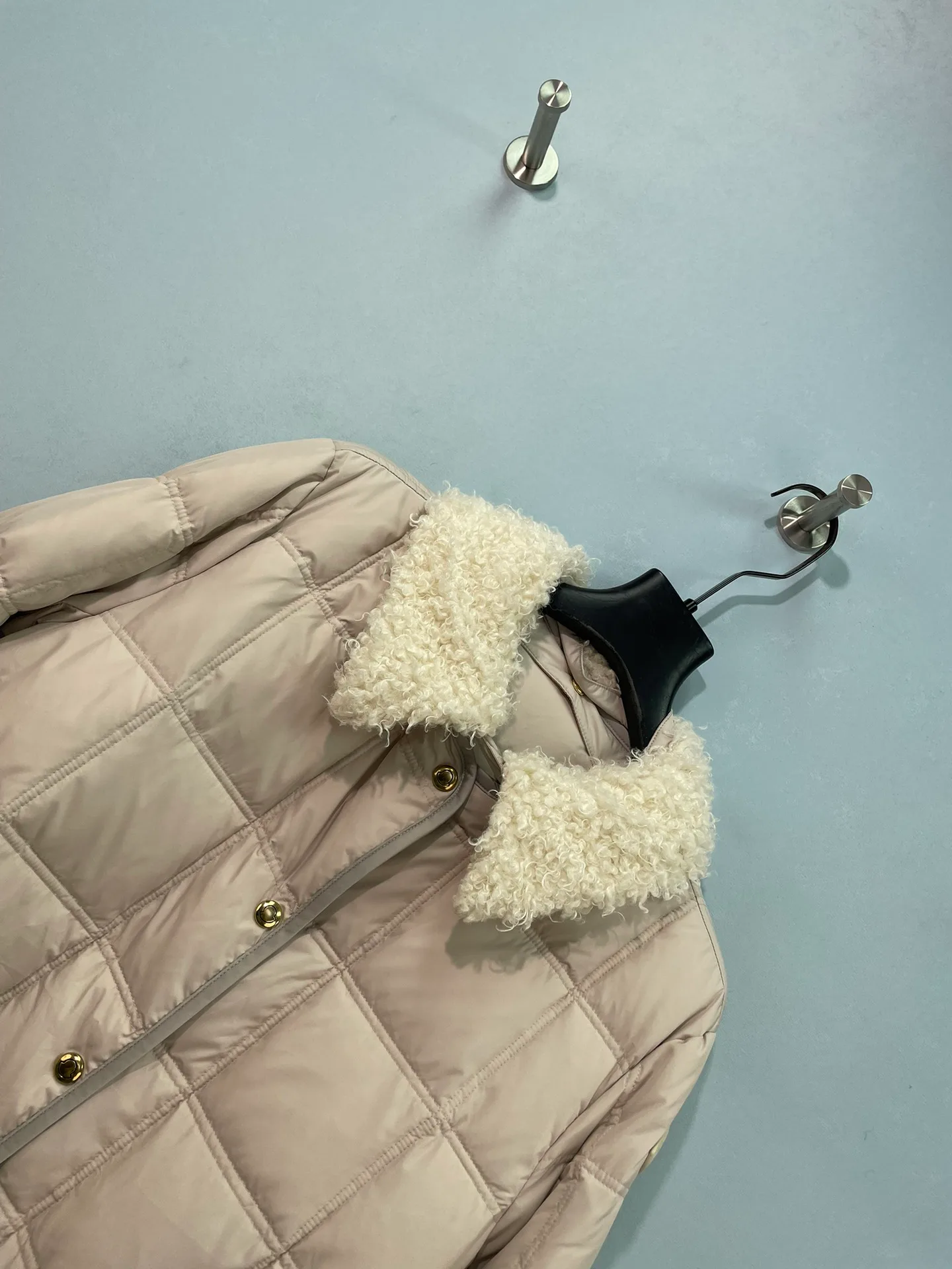 Куртки И Пуховики Женские Moncler 17913388