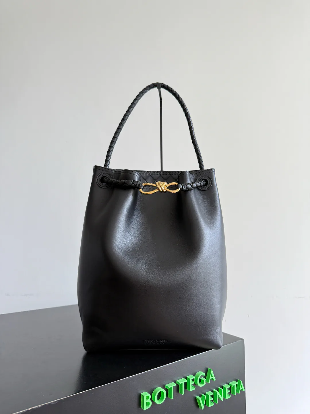 Классические Сумки Женские Bottega Veneta 11255367