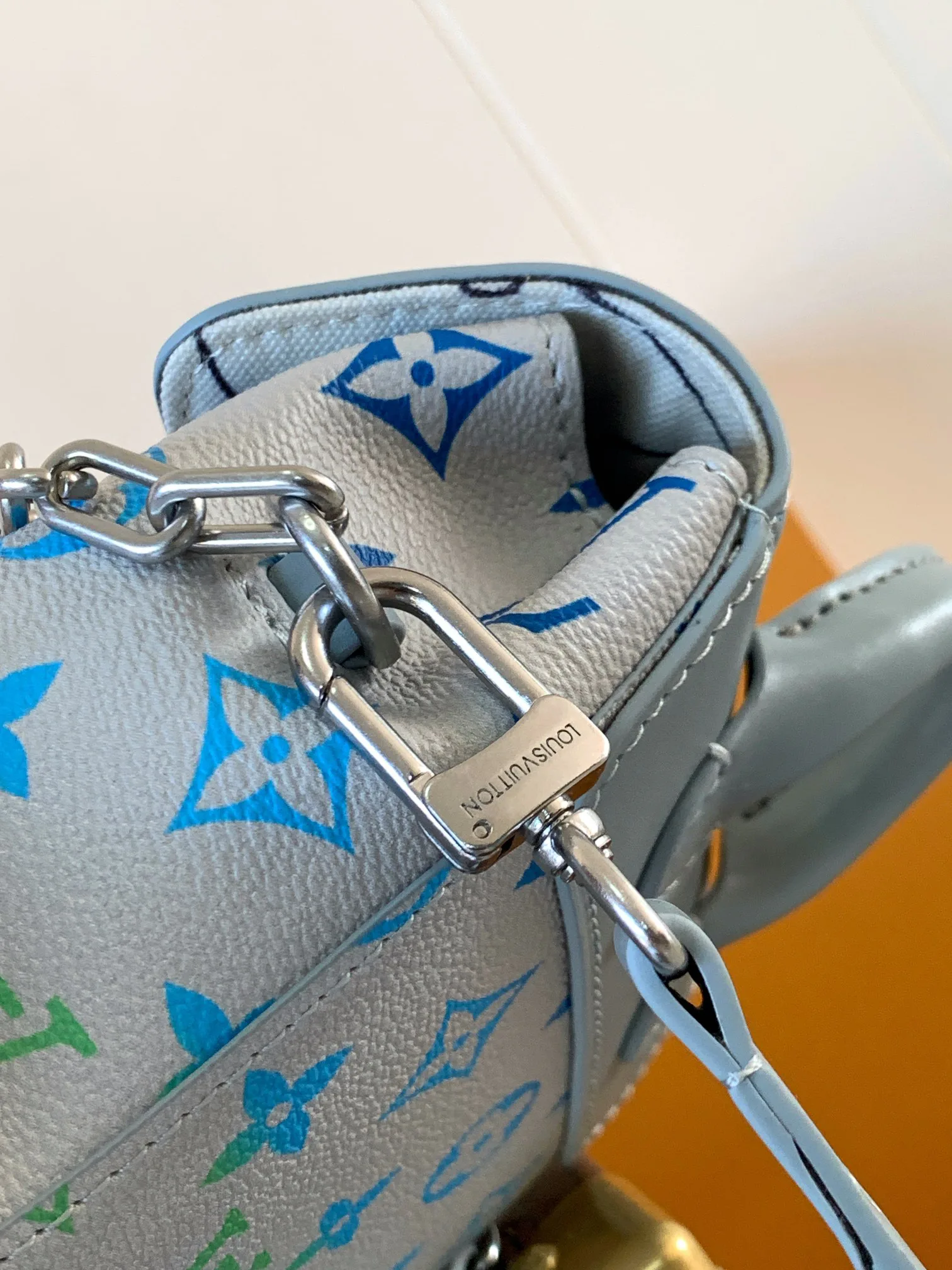Сумки На Ремне Женские Louis Vuitton 87183