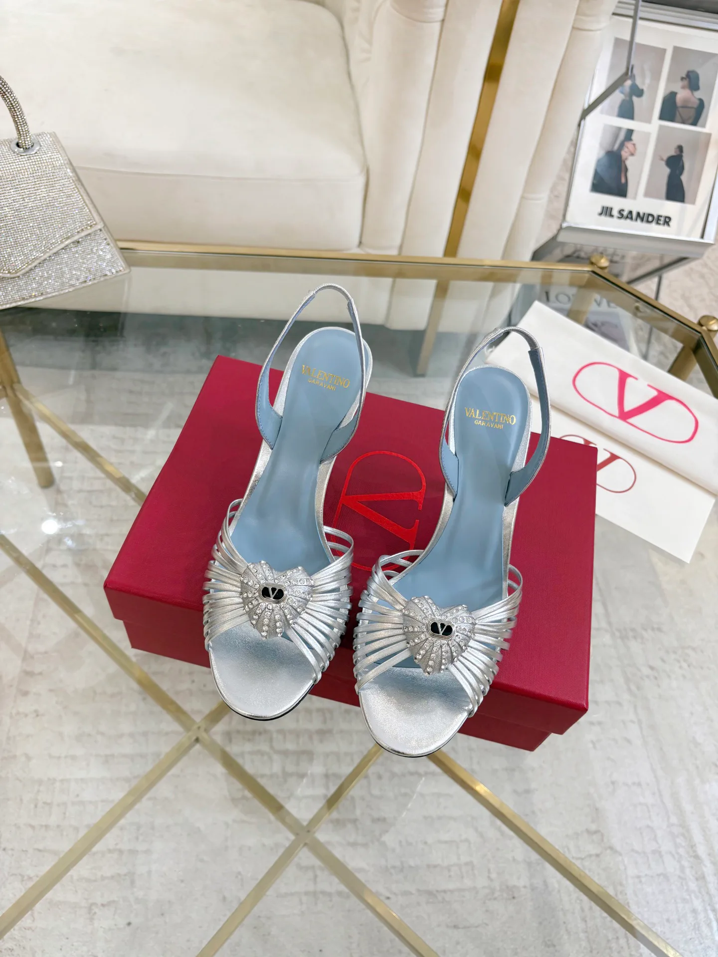 Босоножки Женские Valentino 18135278