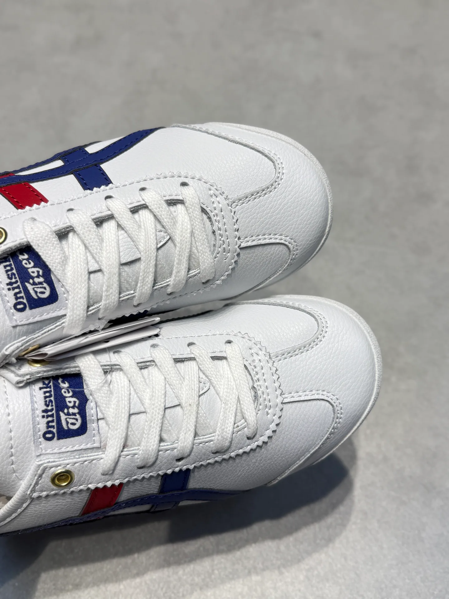 Кроссовки Женские Asics 18192629