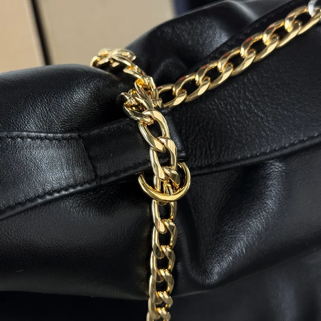 Классические Сумки Женские Prada 225551