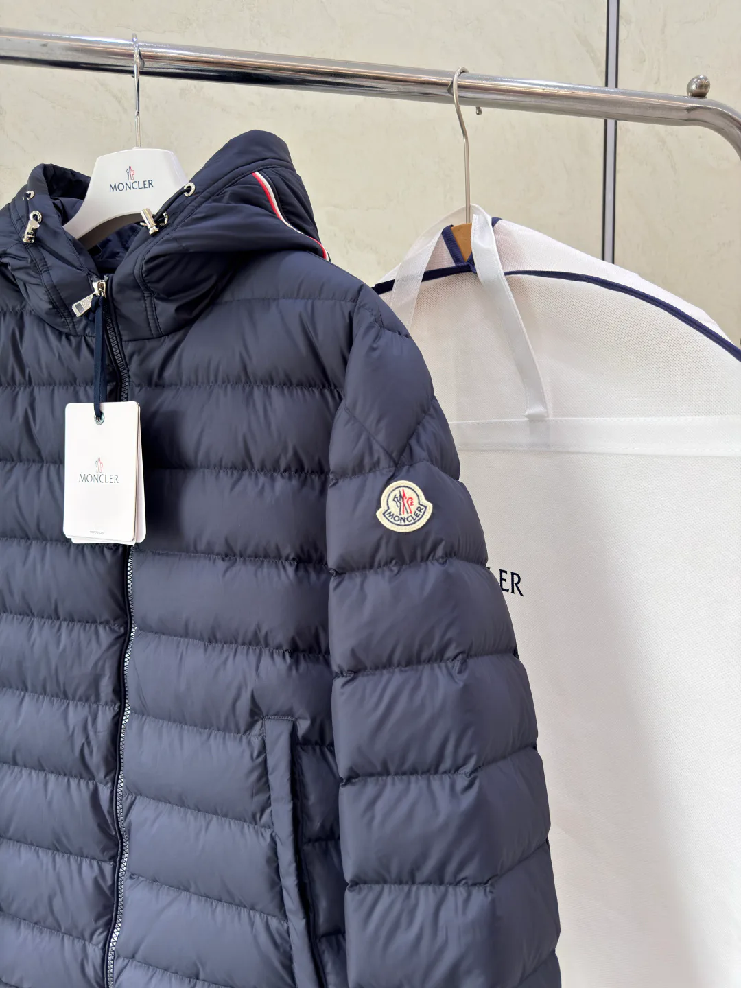 Куртки И Пуховики Женские Moncler 18690096
