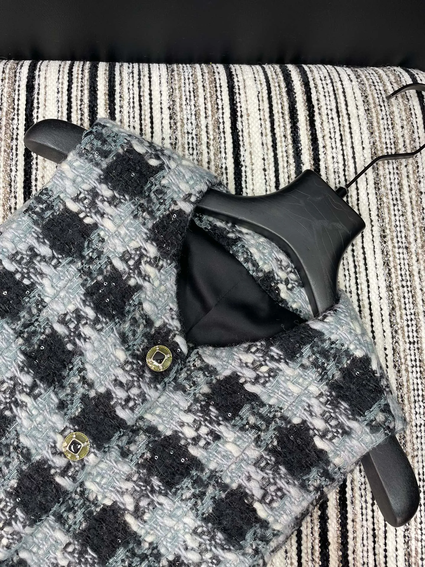 Жилеты Женские Chanel 355610