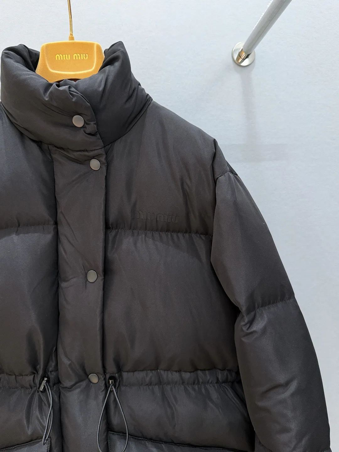 Пуховики Женские Miu Miu 342880