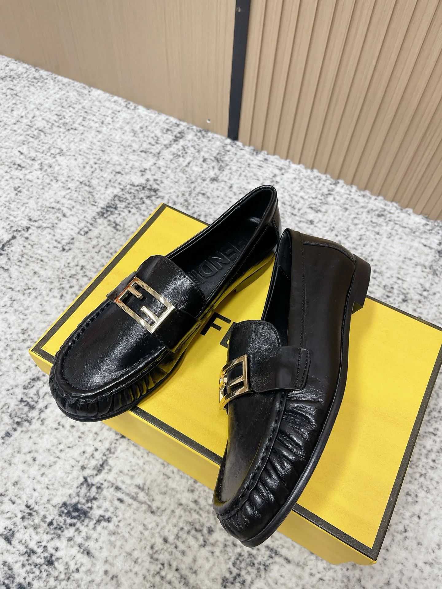 Мокасины Женские Fendi 380809