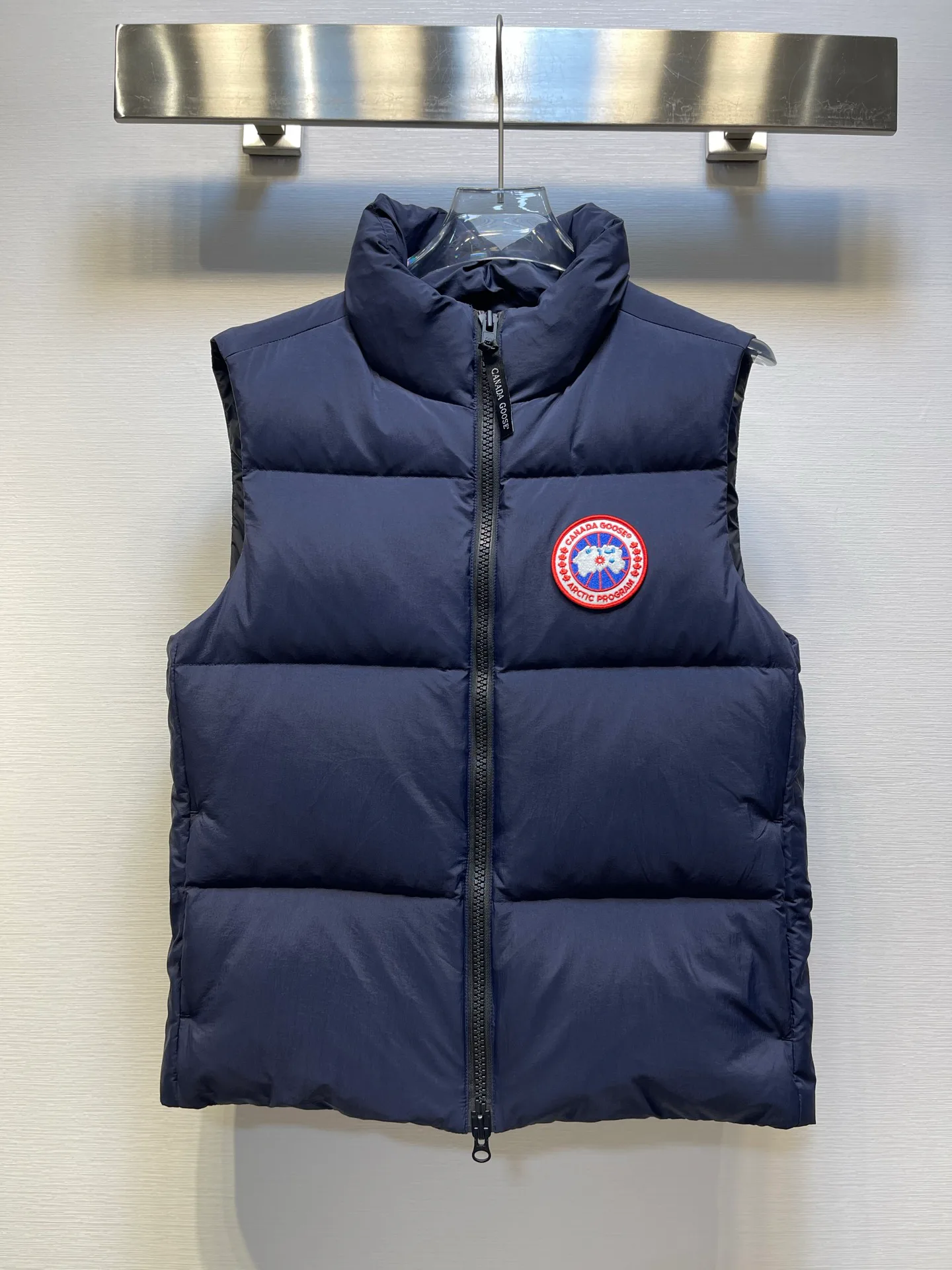 Жилеты Женские Canada Goose 978213