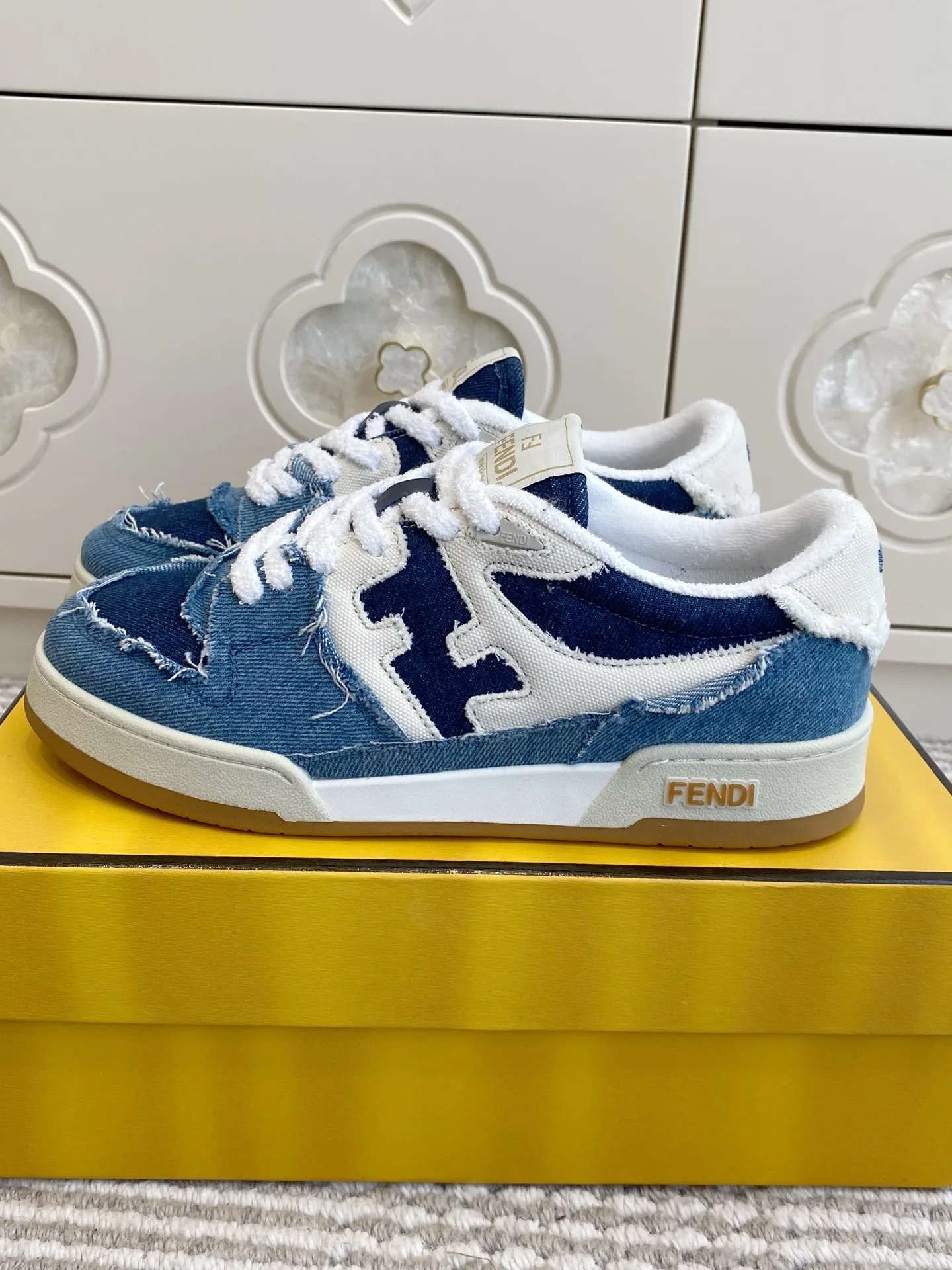 Кеды Женские Fendi 11012886