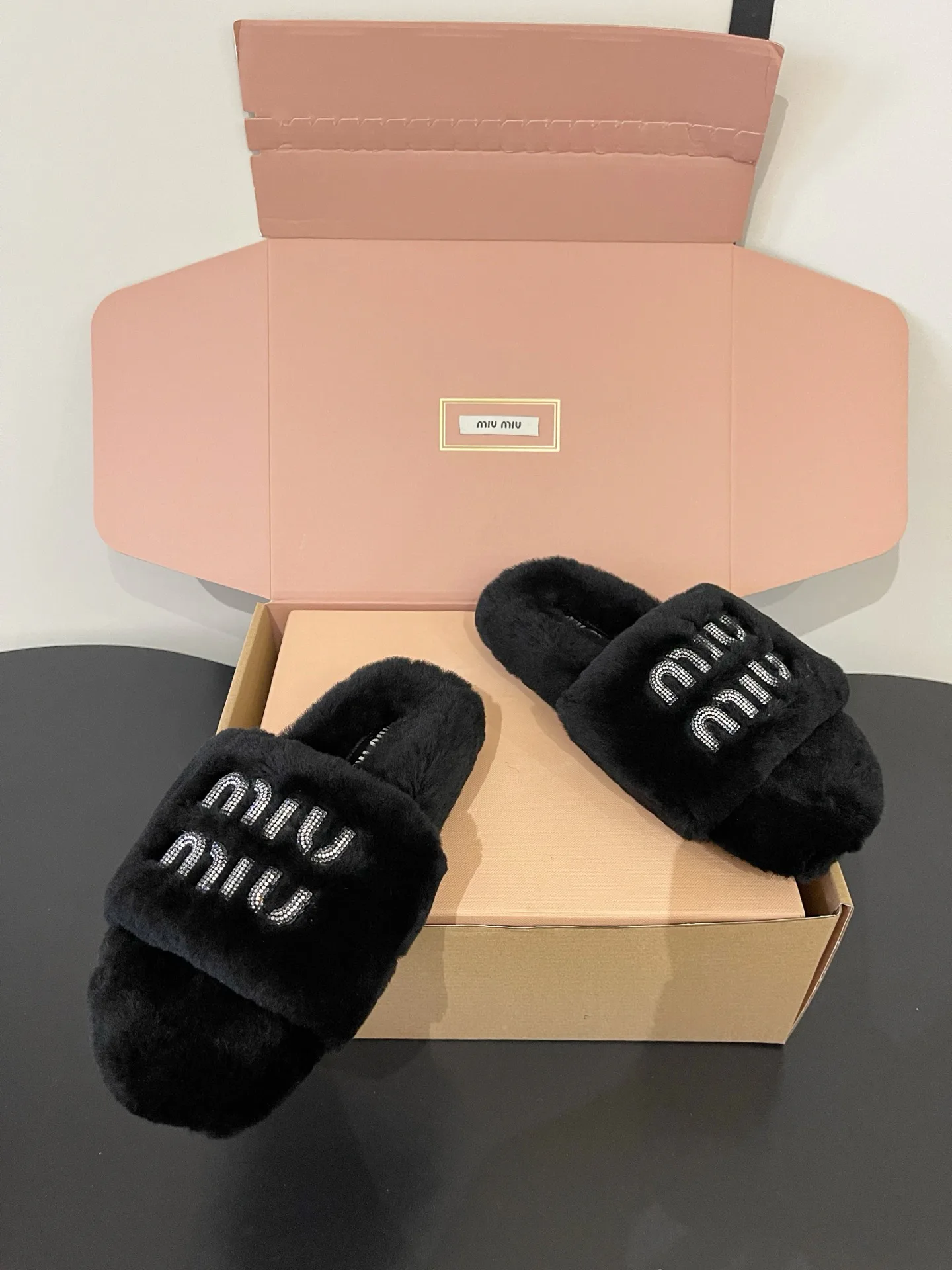 Тапочки Женские Miu Miu 18989484