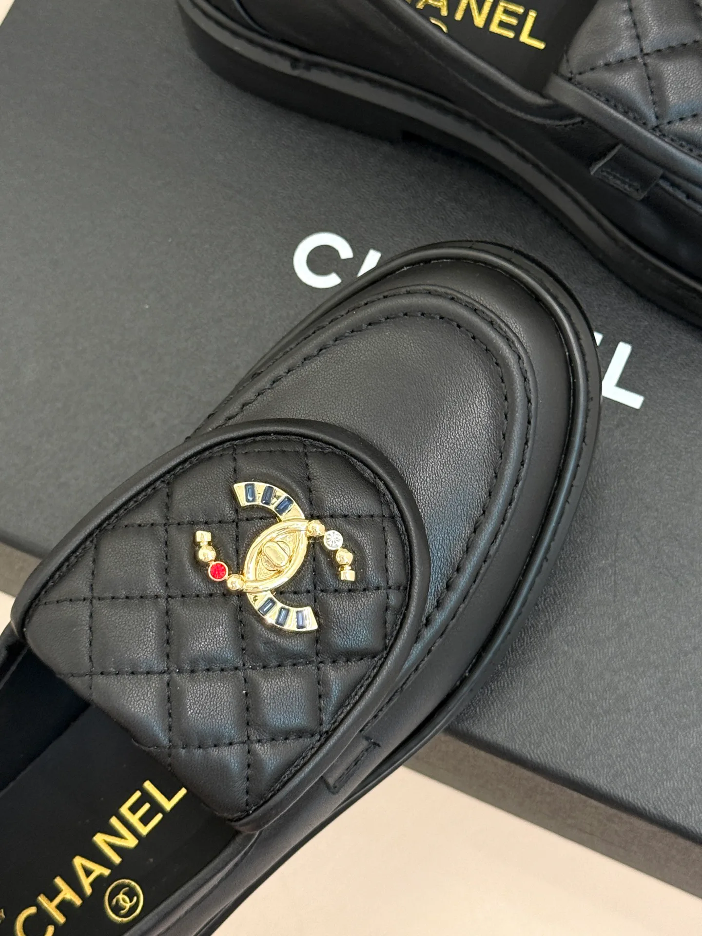 Лоферы И Мокасины Женские Chanel 17336057