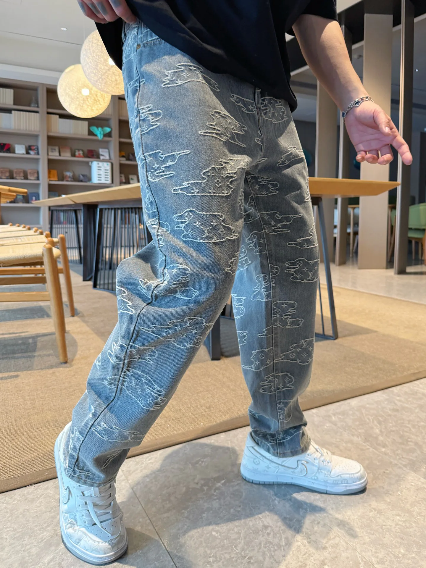 Джинсы Мужские Louis Vuitton 13538159