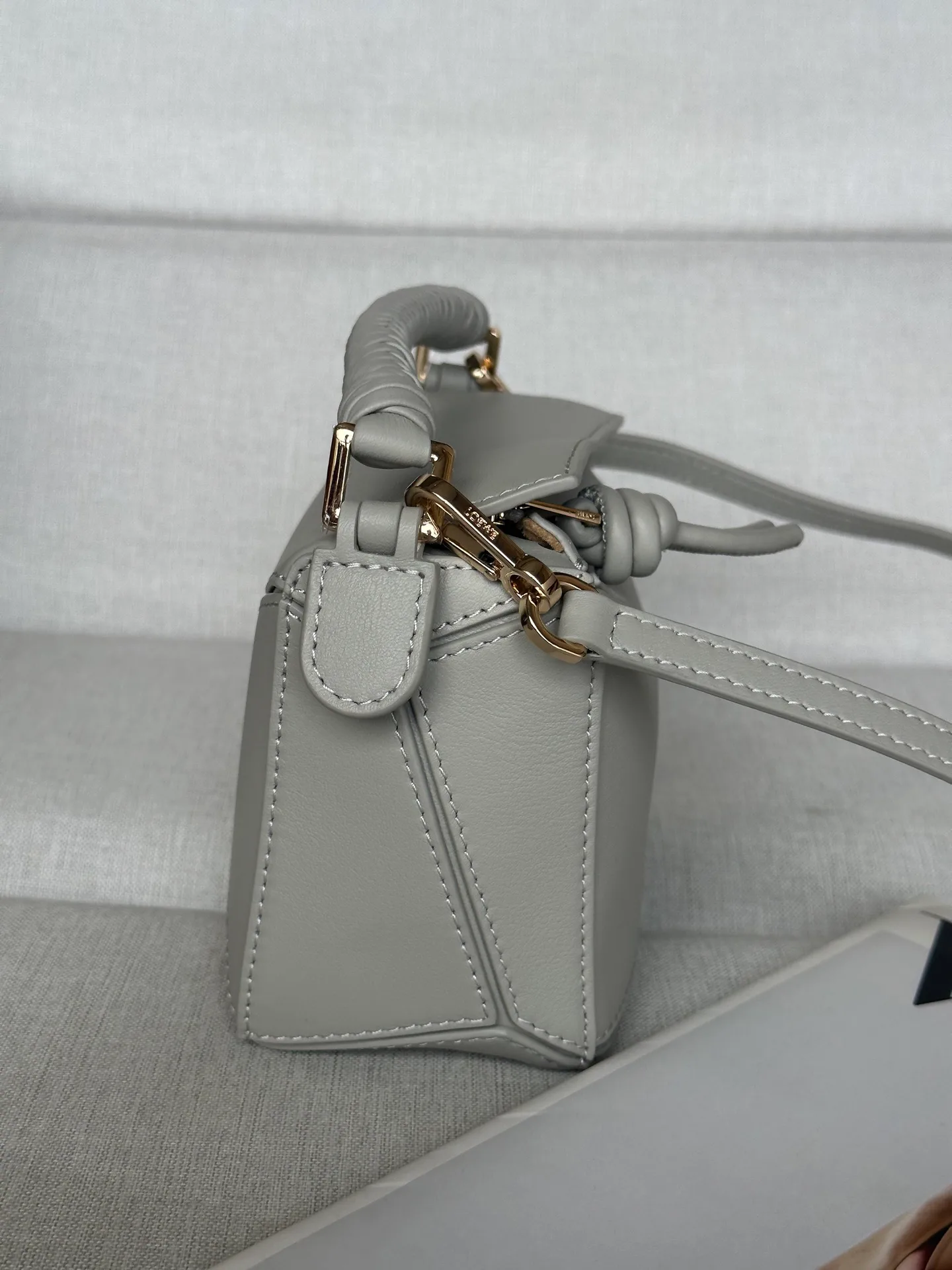 Сумки На Ремне Женские Loewe 11621875