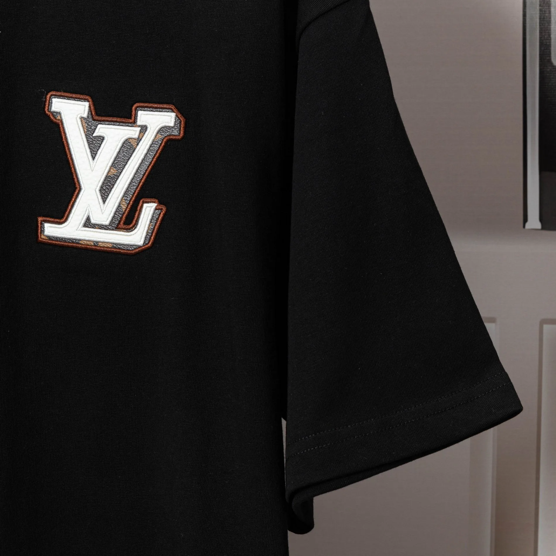 Футболки Женские Louis Vuitton 5059