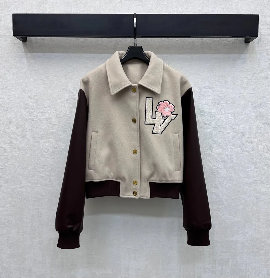 Куртки И Пуховики Женские Louis Vuitton 1236638