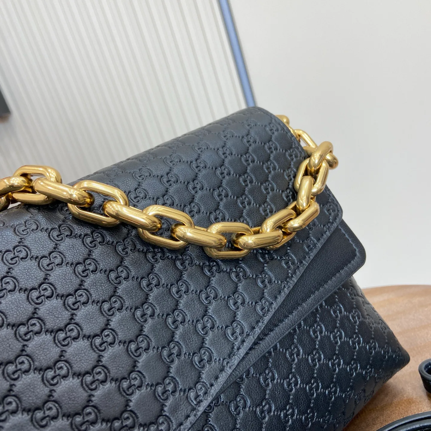 Классические Сумки Женские Gucci 11488259