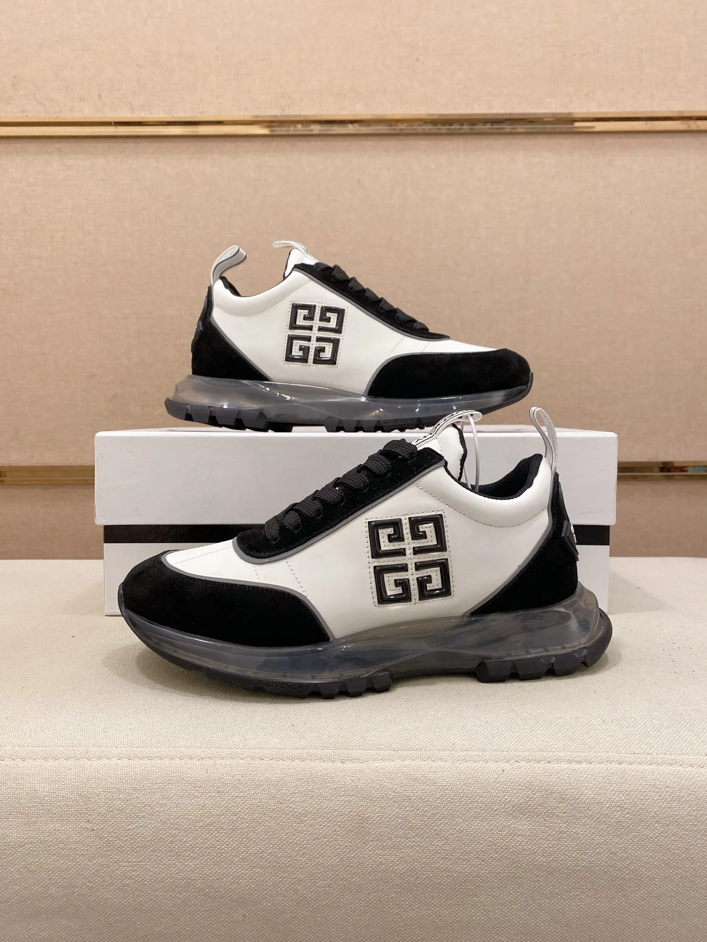 Кроссовки Женские Givenchy 1845109