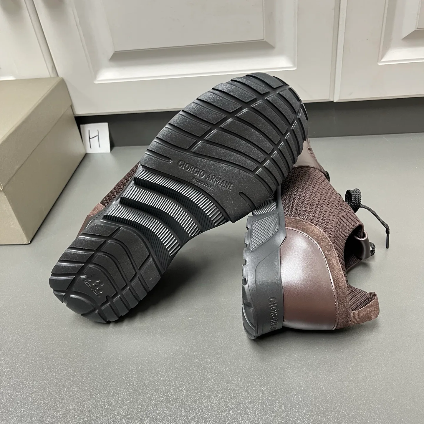Кроссовки Мужские Armani 17457796