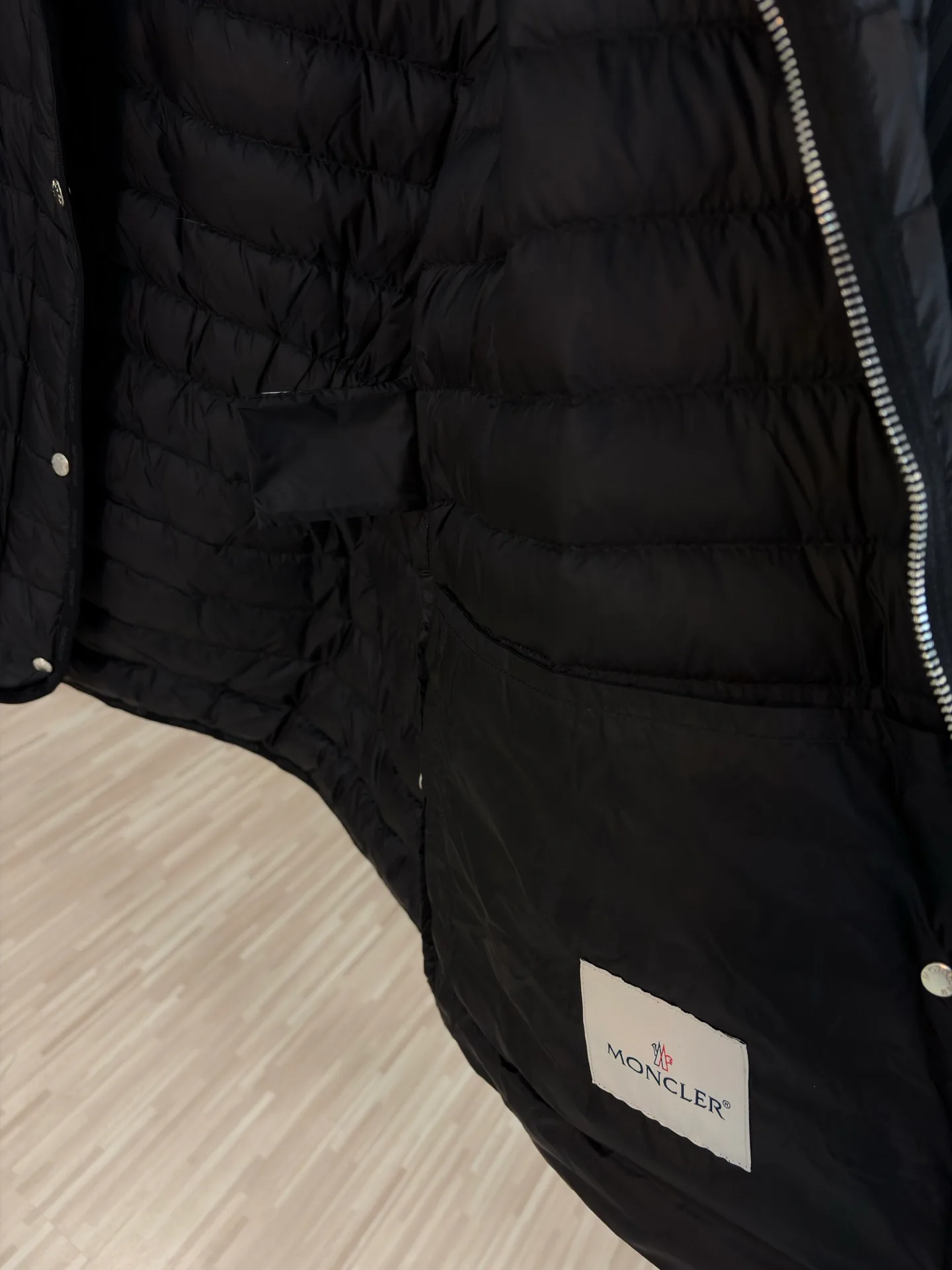 Куртки И Пуховики Женские Moncler 18600054