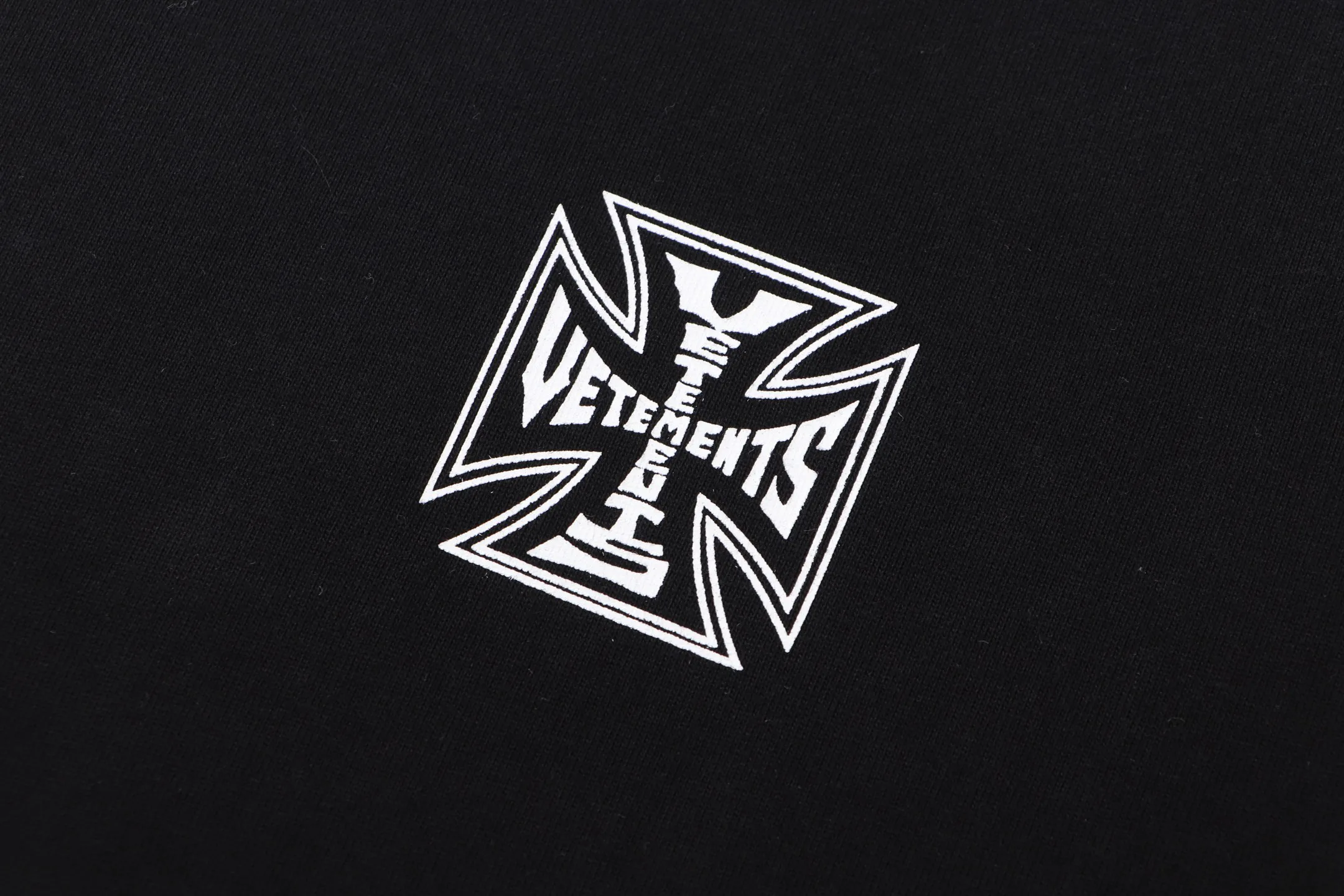 Лонгсливы Мужские Vetements 10028064