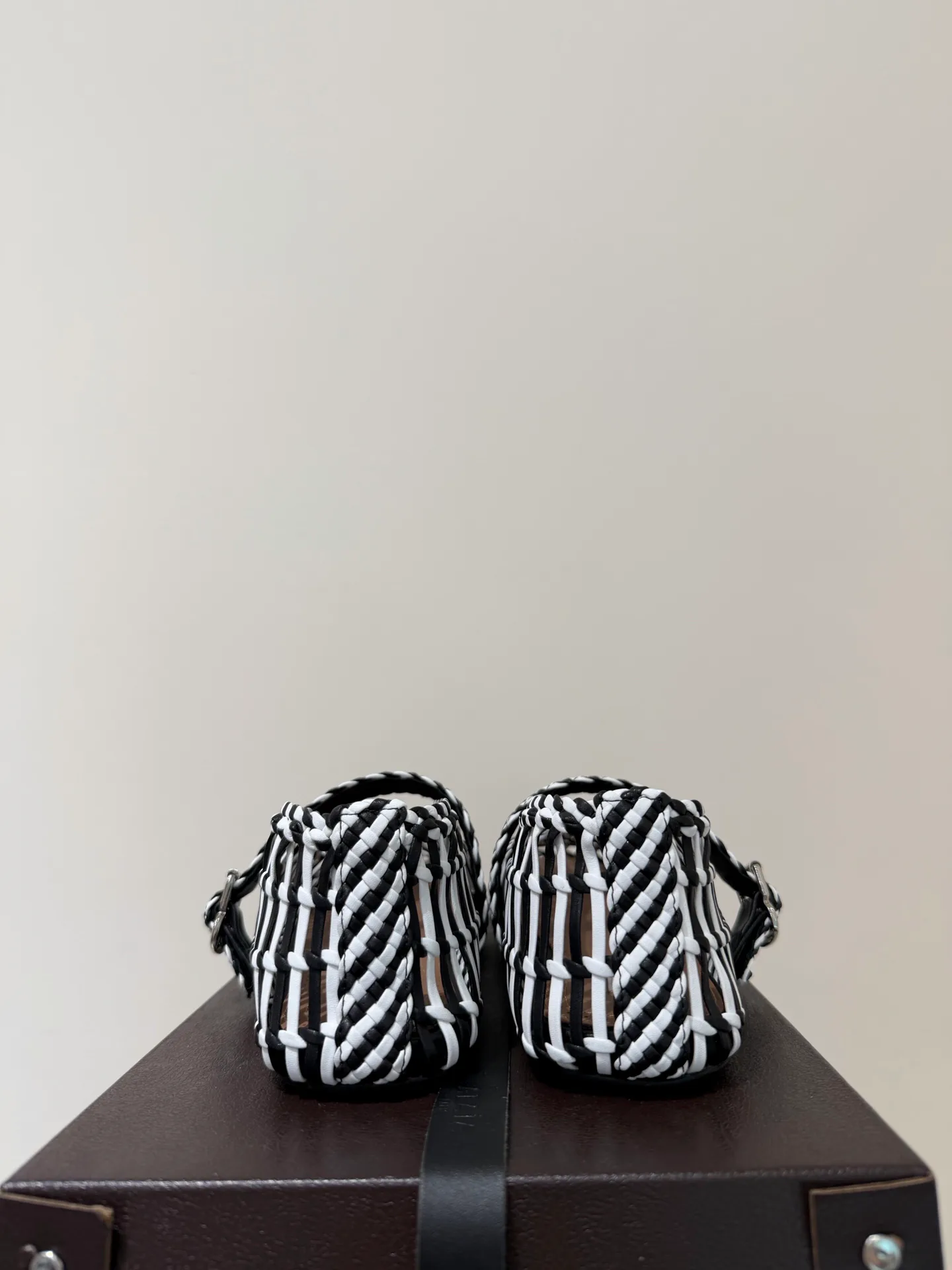 Балетки Женские Alaia 17368750
