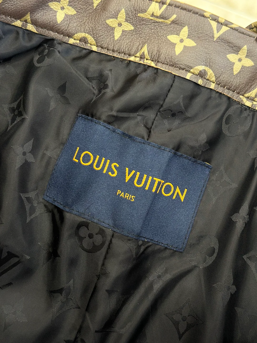 Шорты Мужские Louis Vuitton 18153368