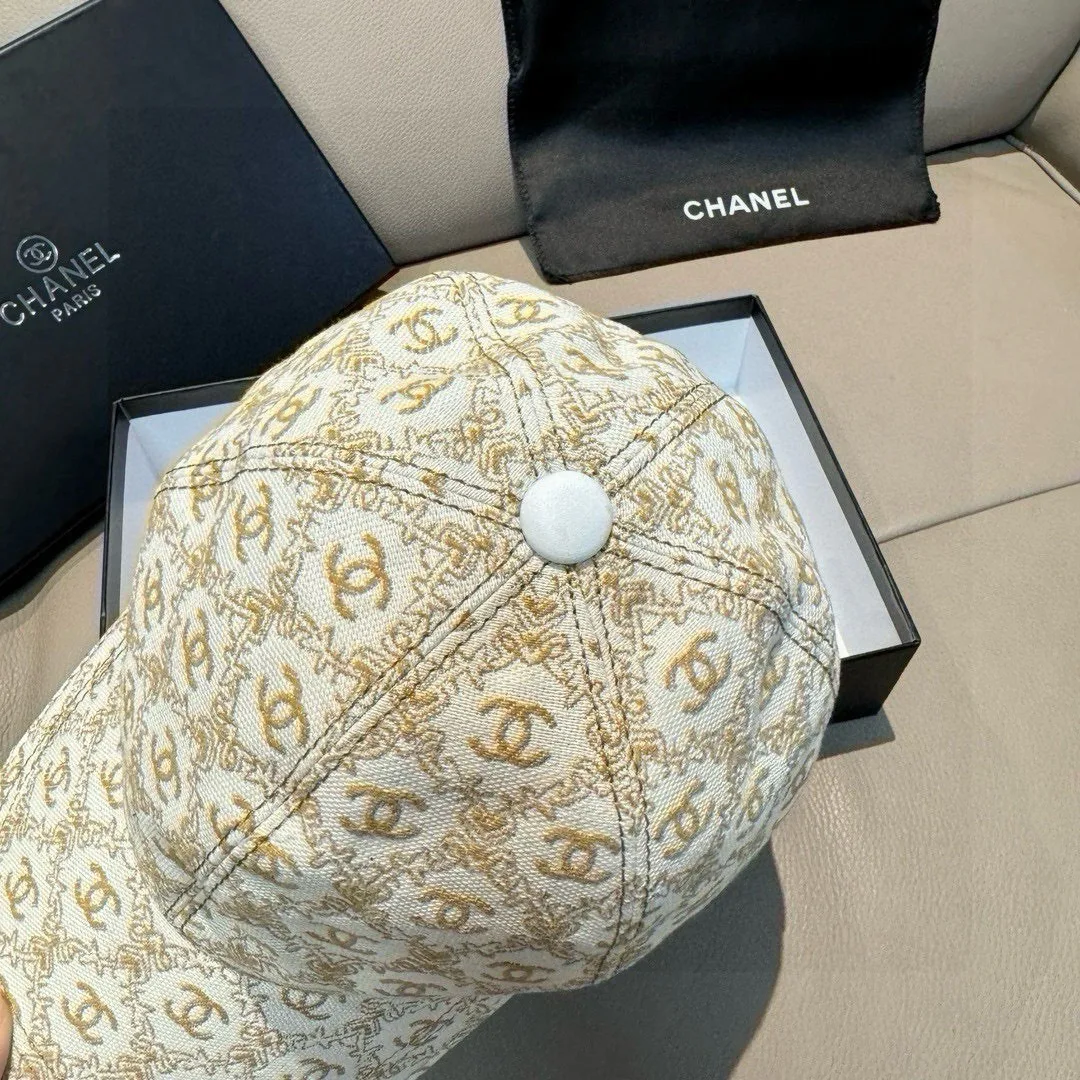 Головные Уборы Chanel 4550006