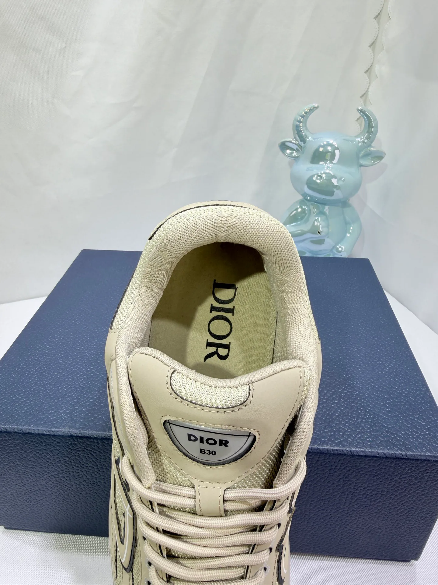 Кроссовки Женские Christian Dior 18743917