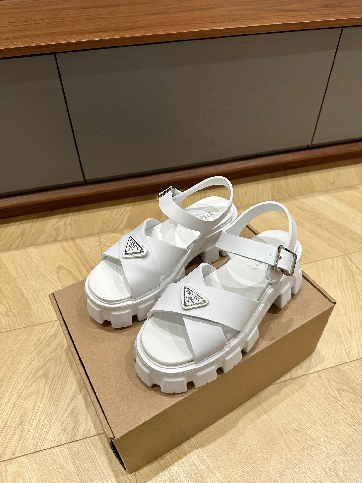 Босоножки Женские Prada 33988