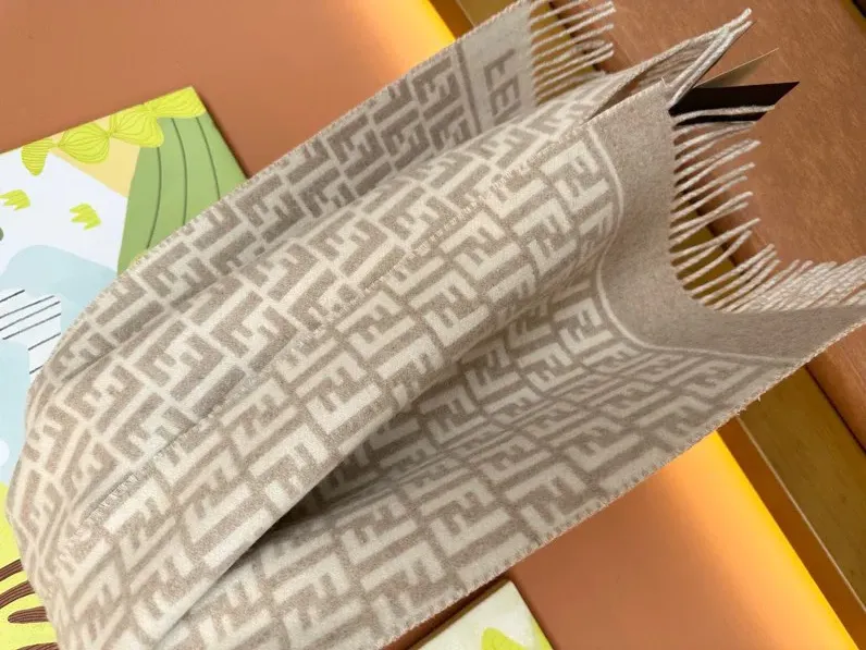 Шарфы Fendi 5901024