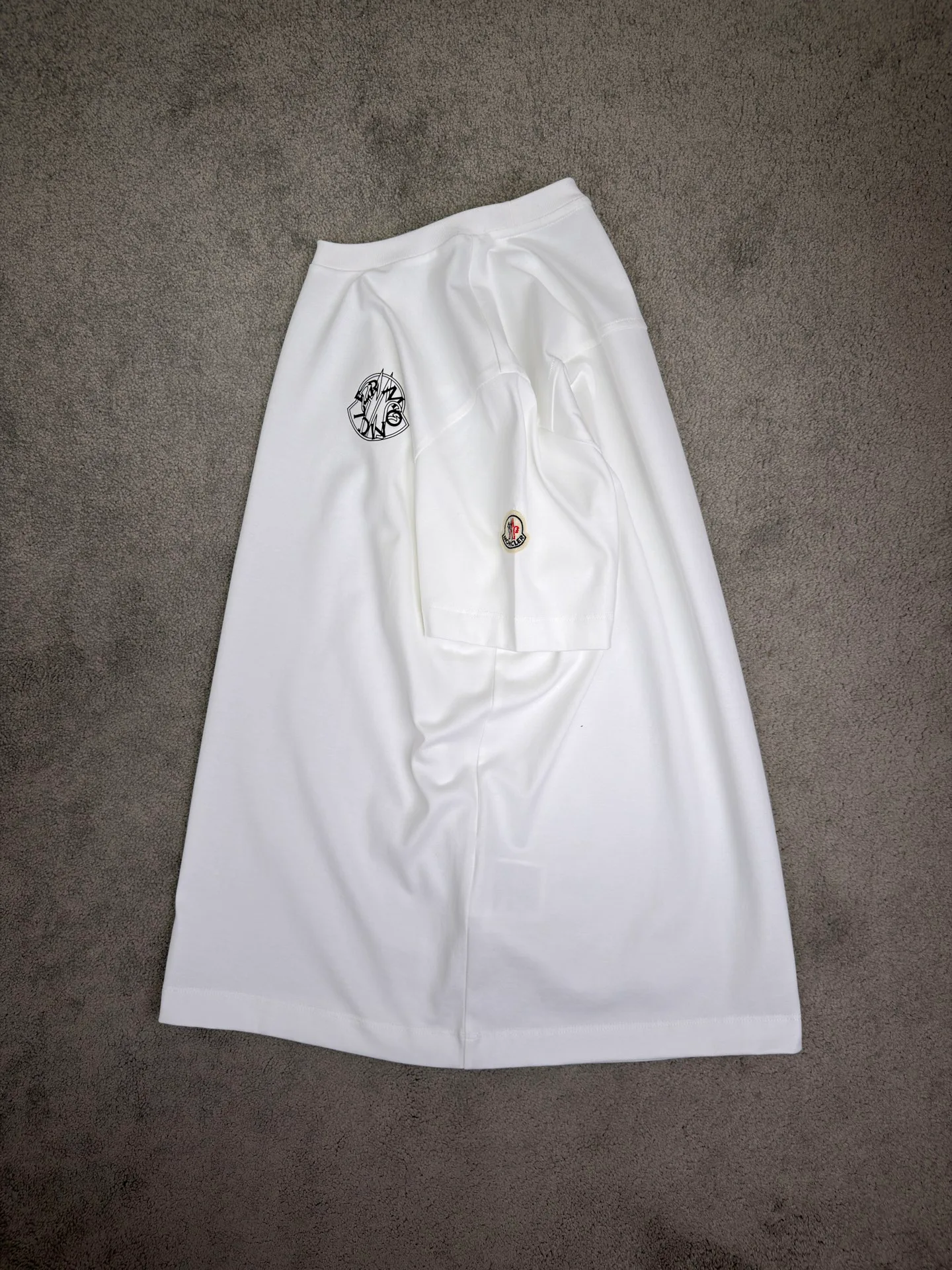 Футболки Мужские Moncler 13137576