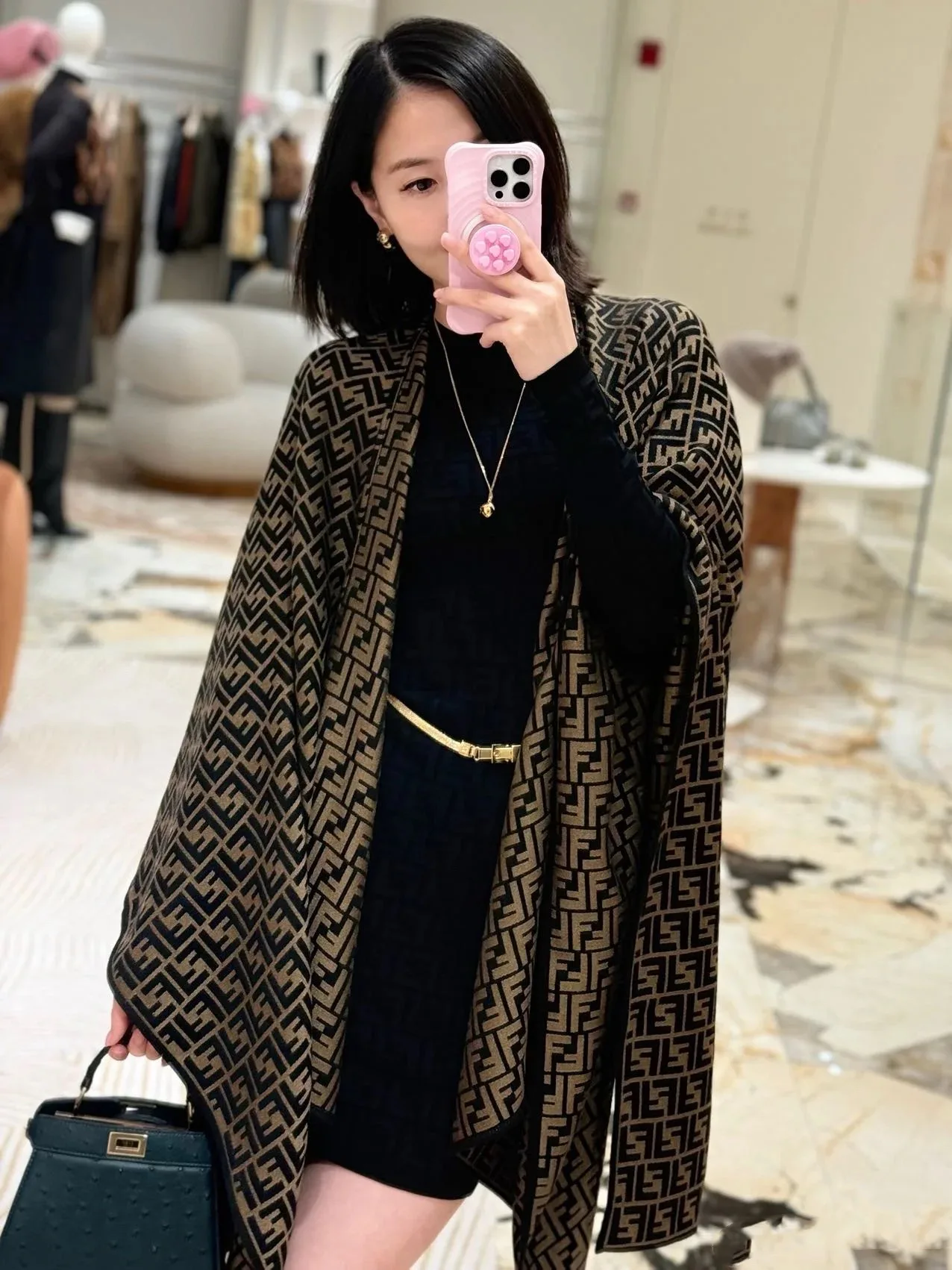 Шарфы Fendi 110405