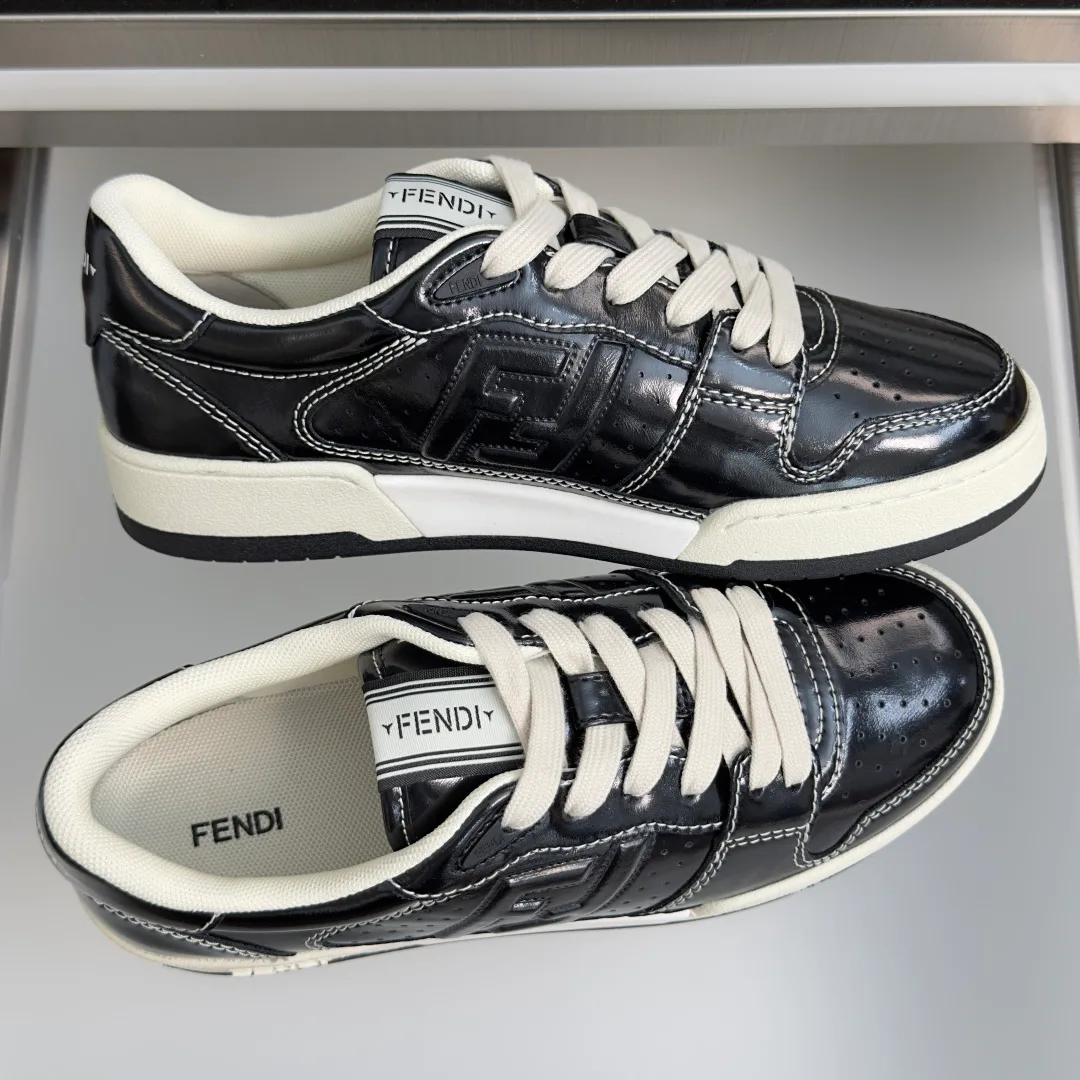 Кроссовки Женские Fendi 17729634