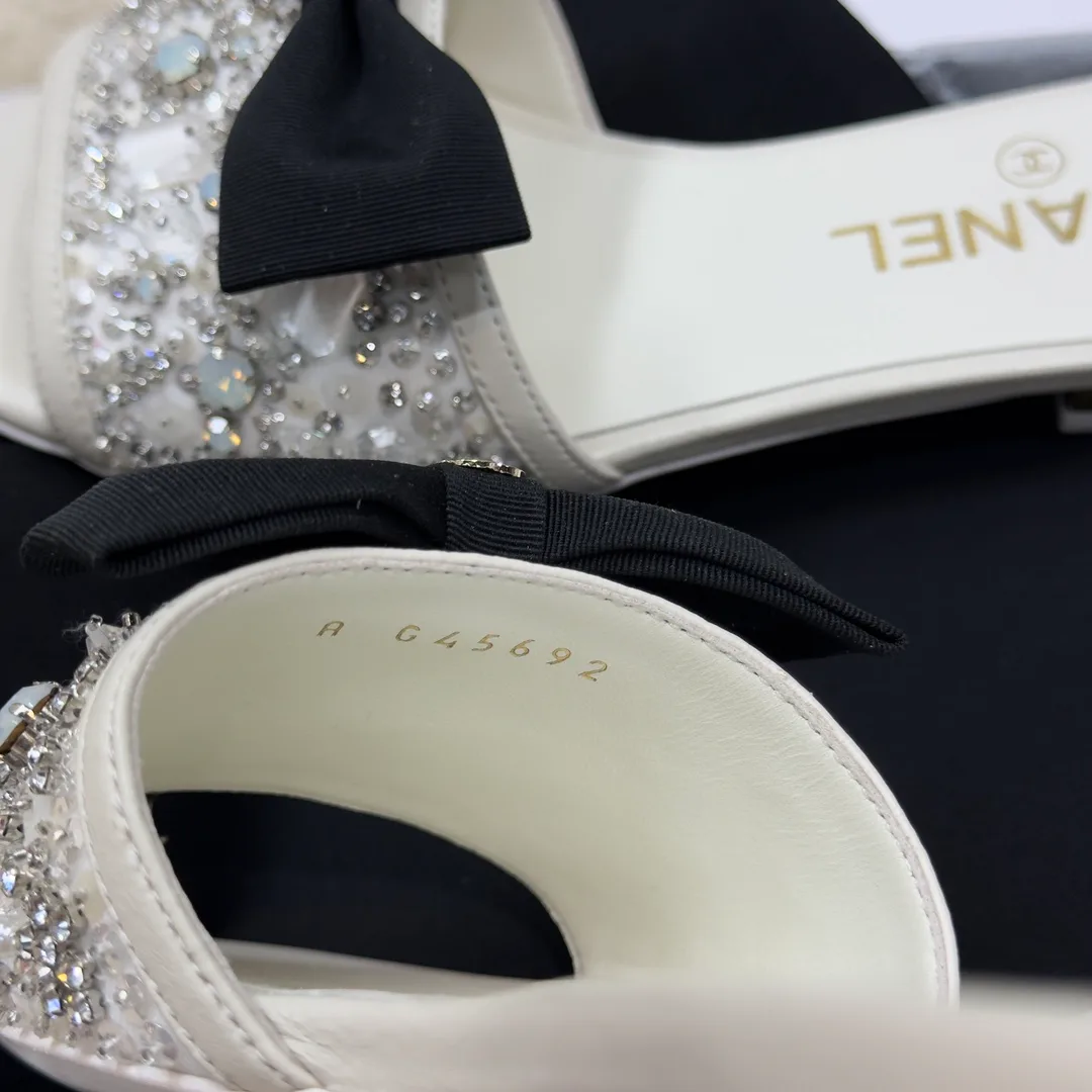 Шлепанцы Женские Chanel 8944