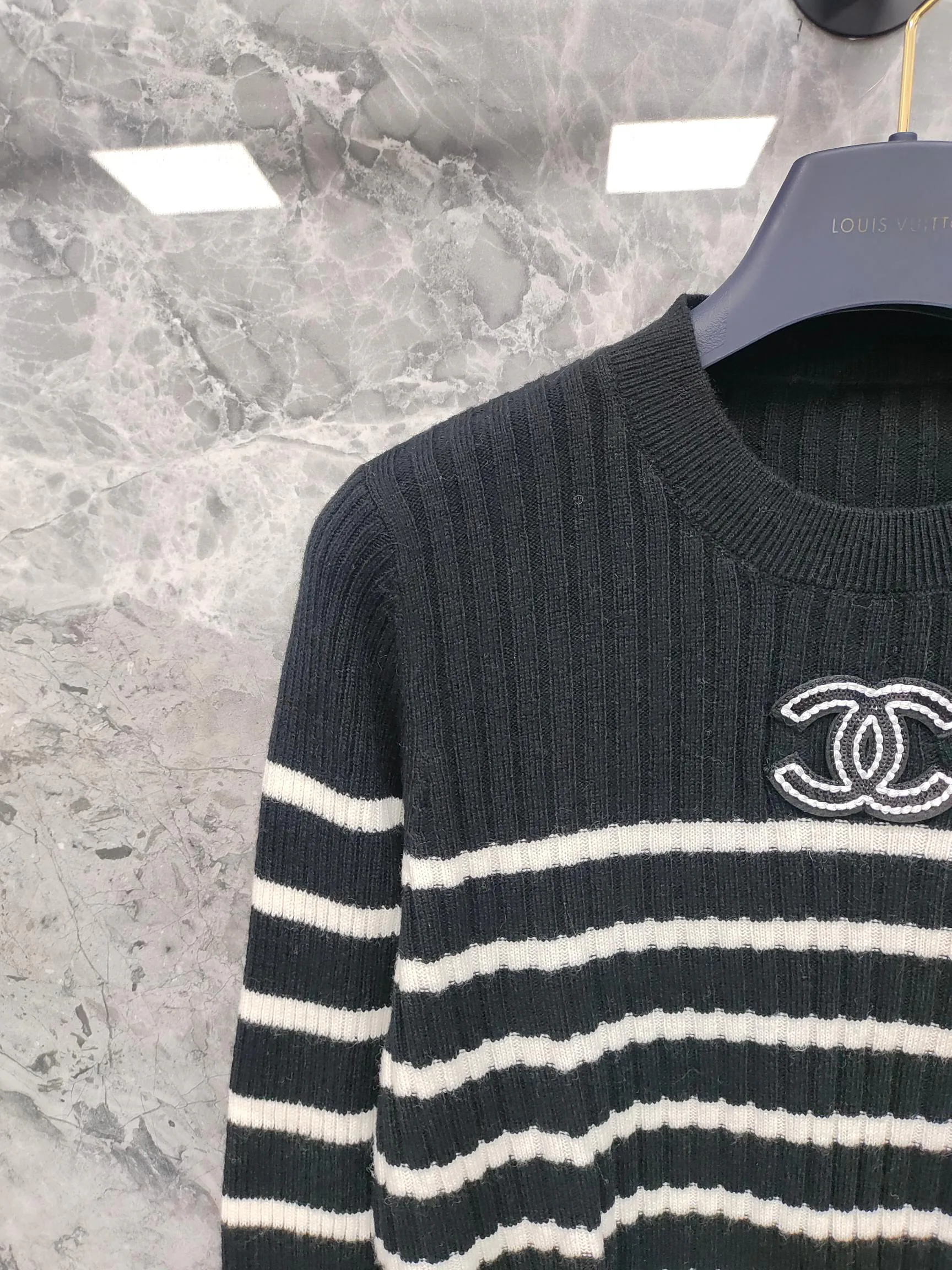 Джемперы И Свитеры Женские Chanel 18810127