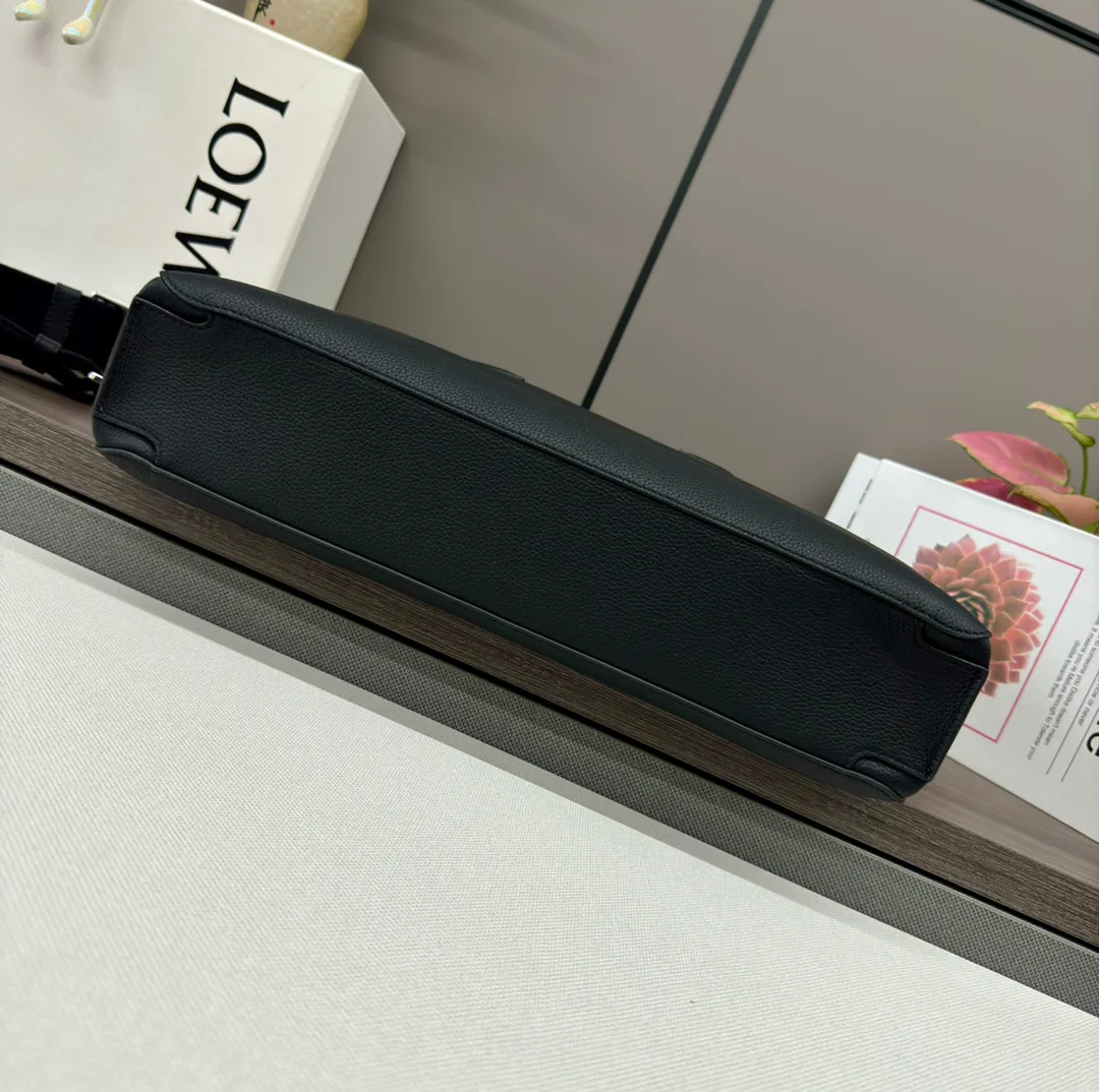 Классические Сумки Женские Loewe 11513666