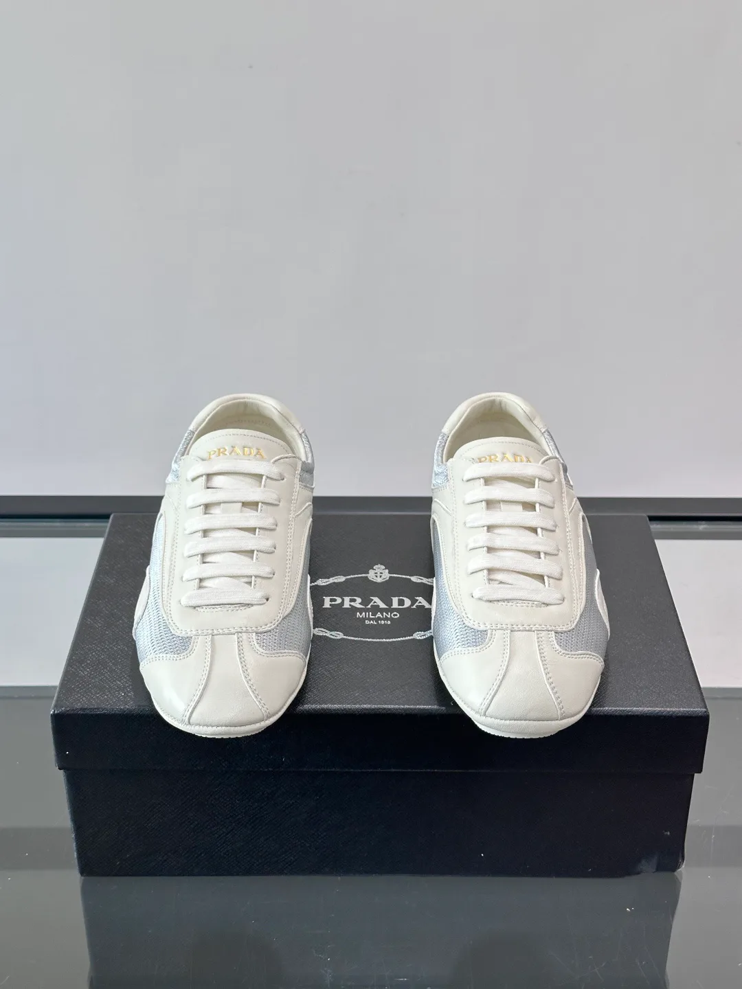 Кроссовки Мужские Prada 13452946