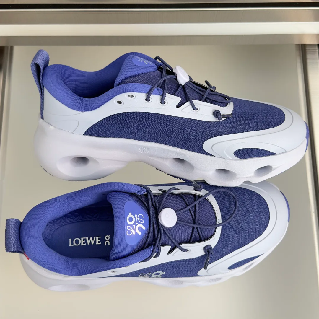Кроссовки Женские Loewe 18339164