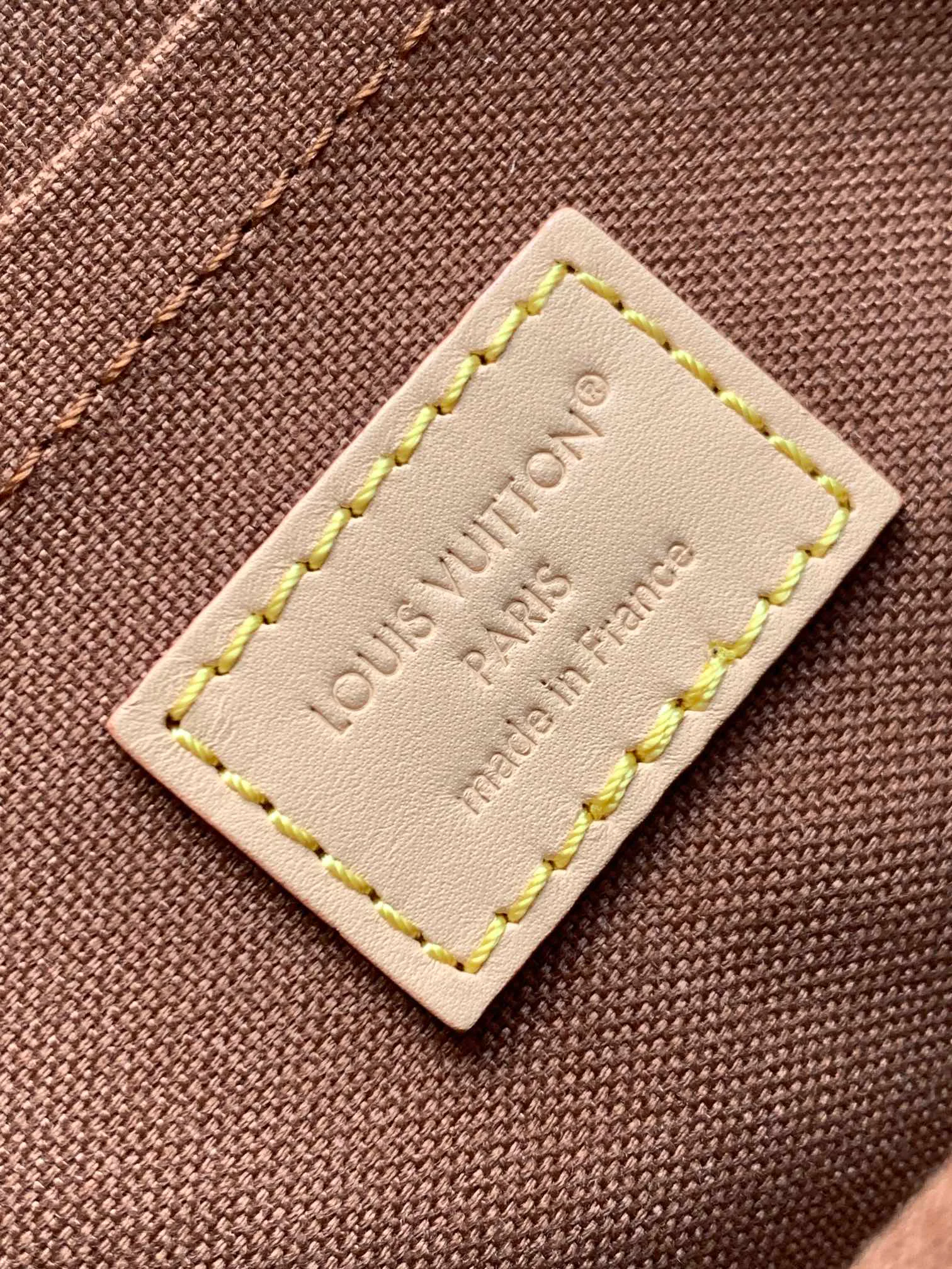 Классические Сумки Женские Louis Vuitton 1880489