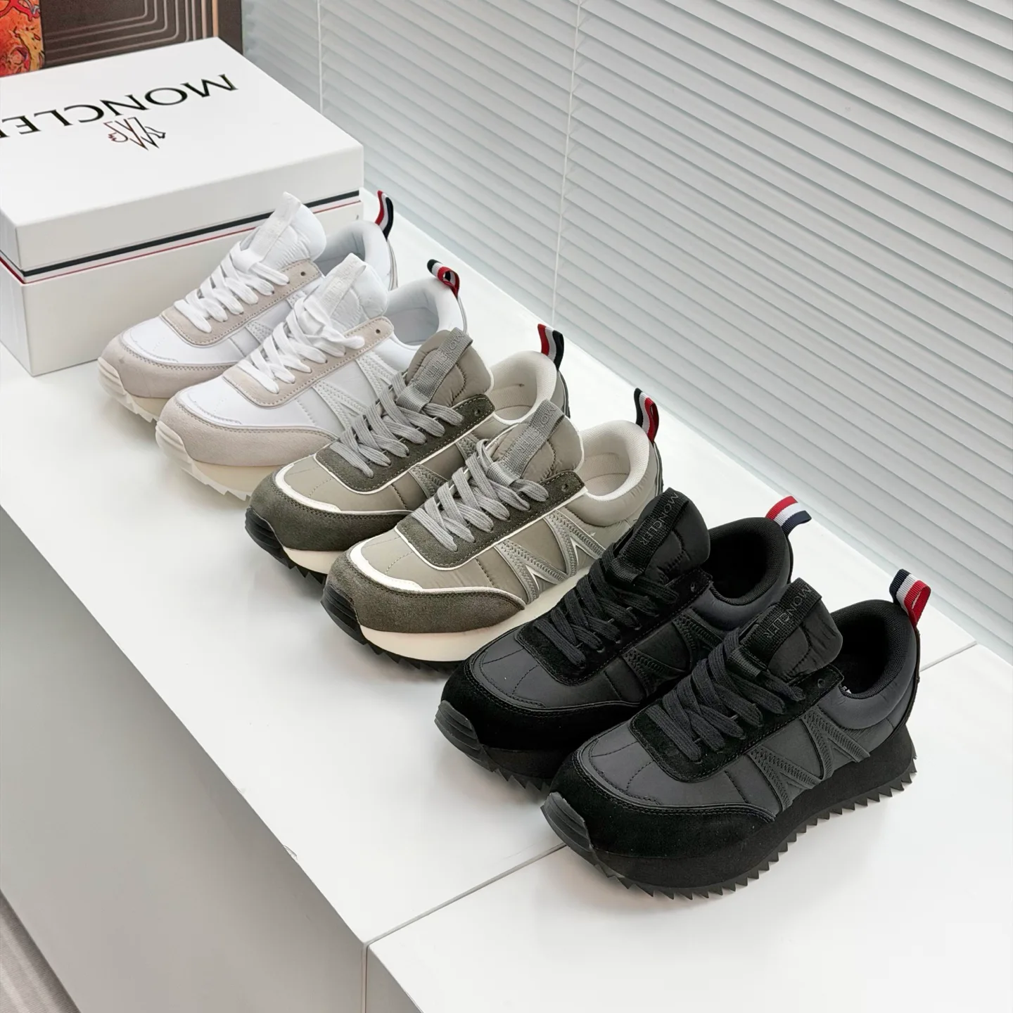 Кроссовки Мужские Moncler 230429