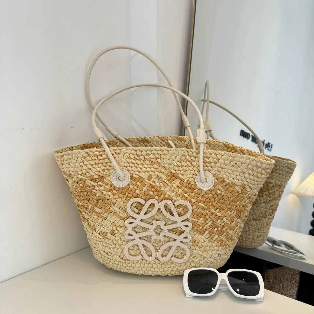 Классические Сумки Женские Loewe 11689312