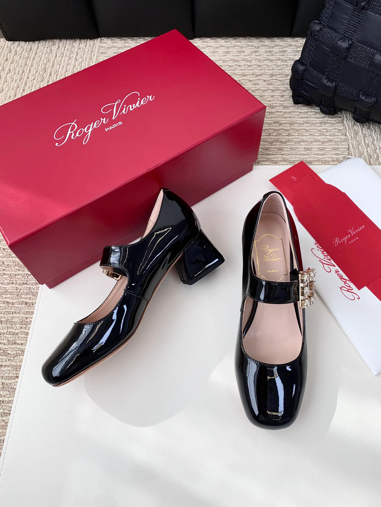Туфли Женские Roger Vivier 17990350