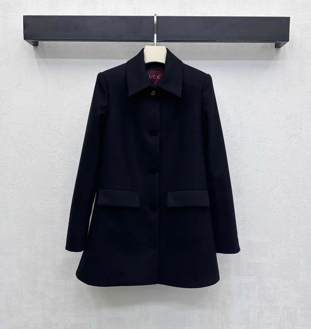 Куртки И Пуховики Женские Gucci 818933