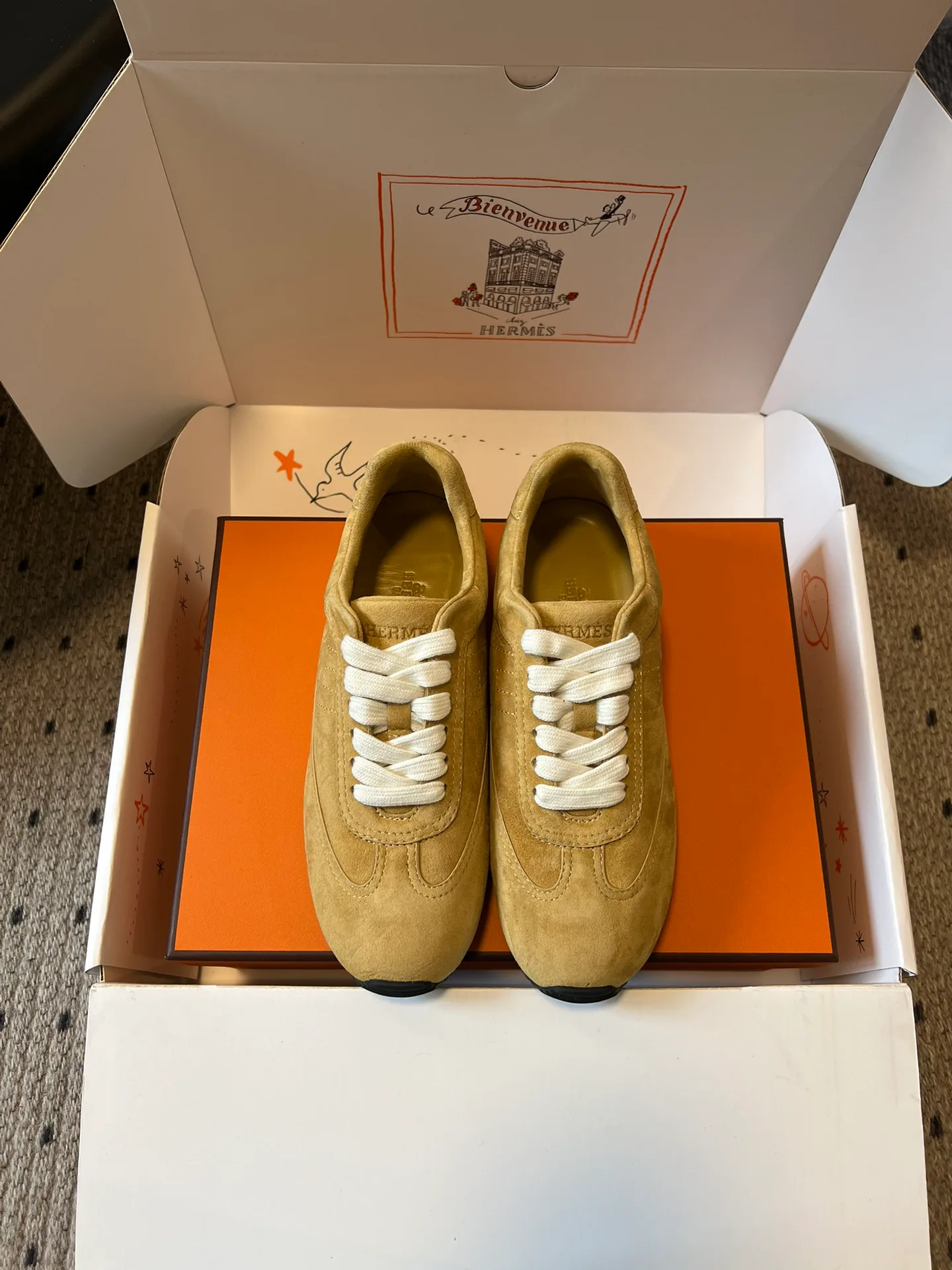 Кроссовки Женские Hermes 10209606