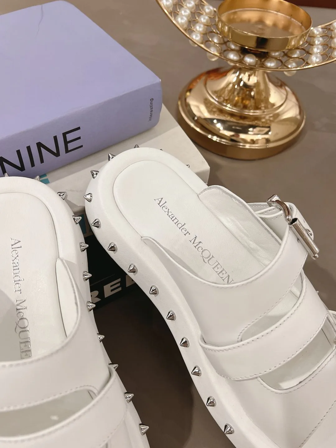 Шлепанцы Женские Alexander Mcqueen 17491