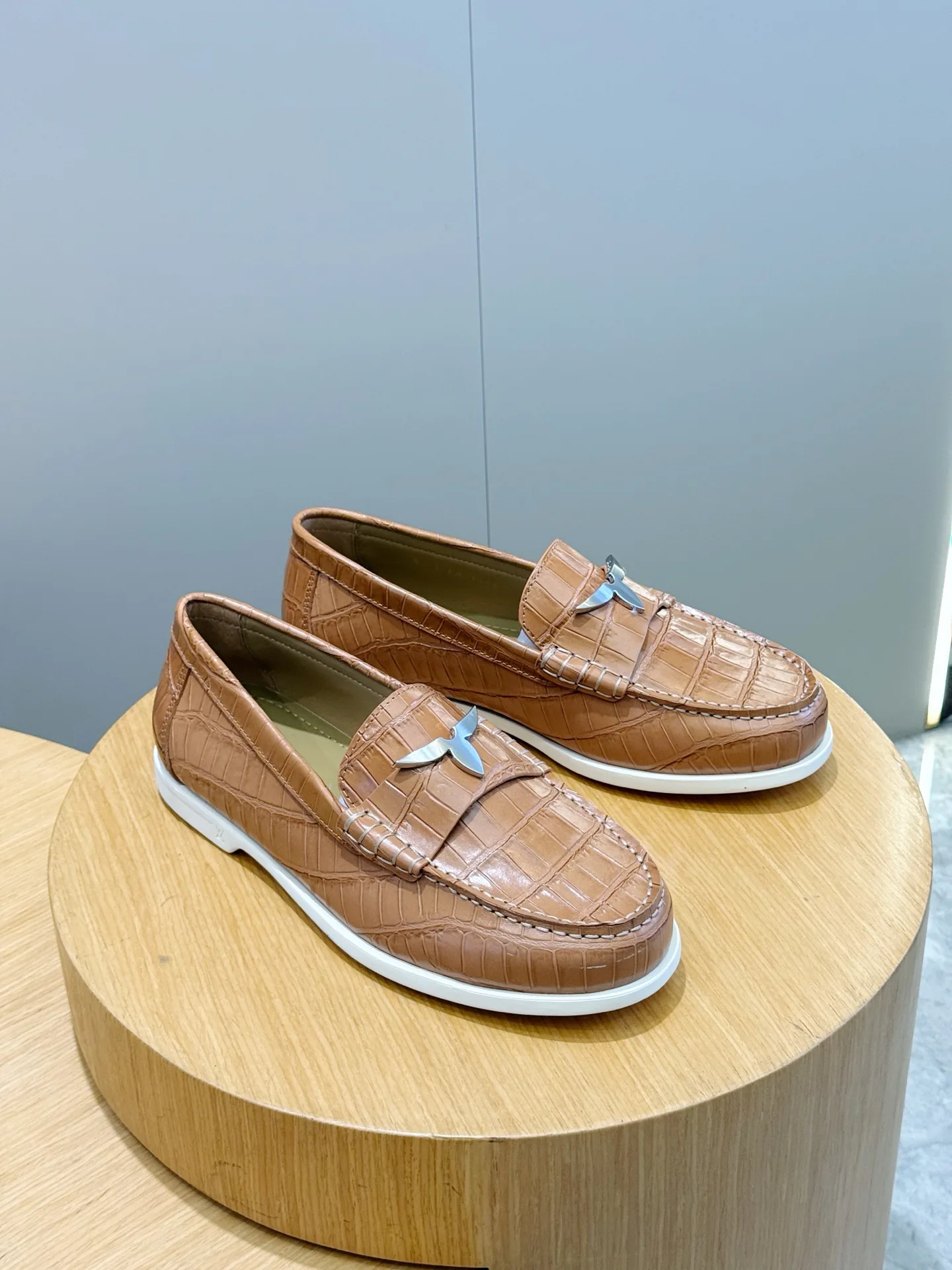 Лоферы И Туфли Мужские Louis Vuitton 18277848