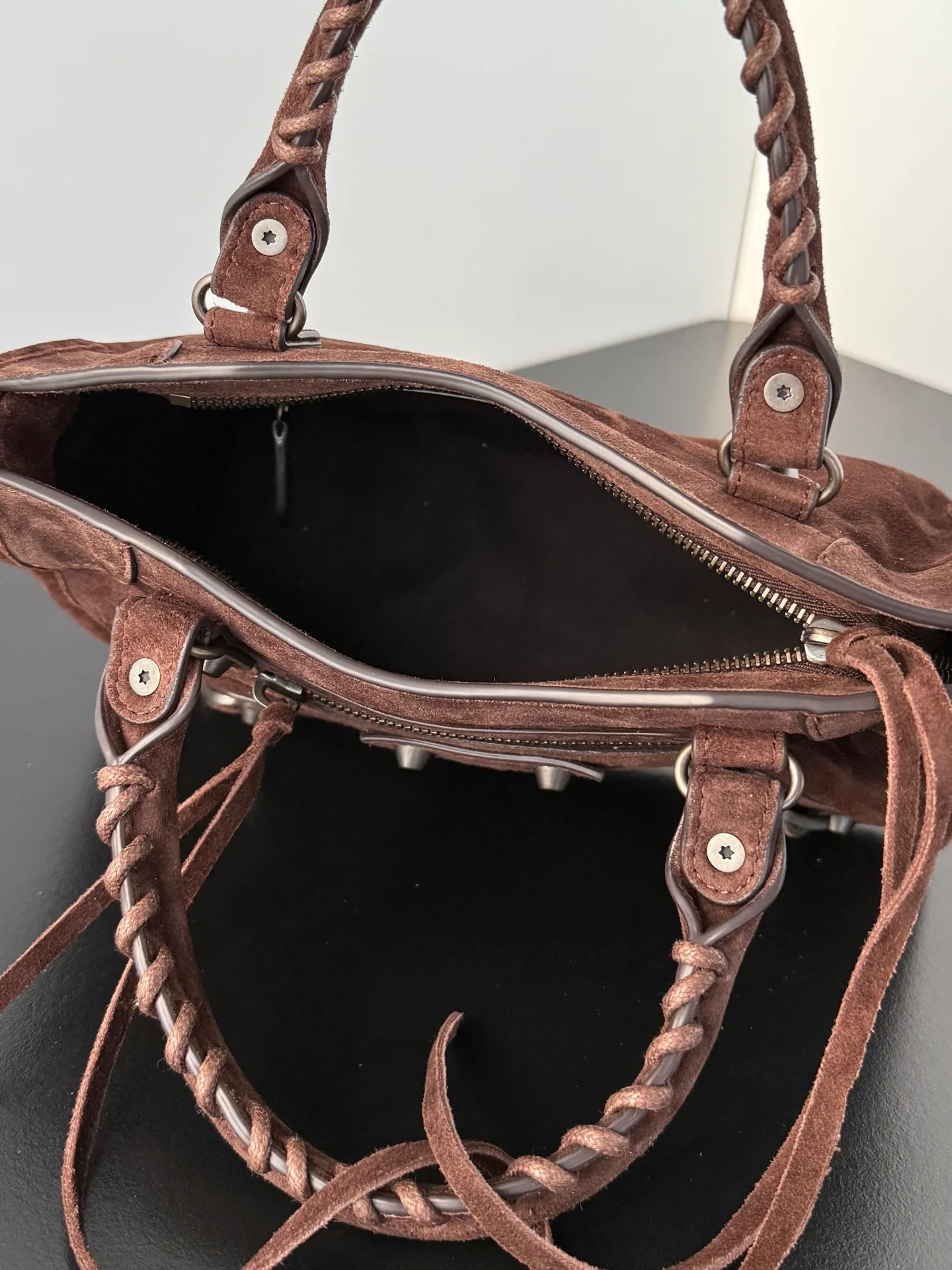 Сумки На Ремне Женские Balenciaga 1184583