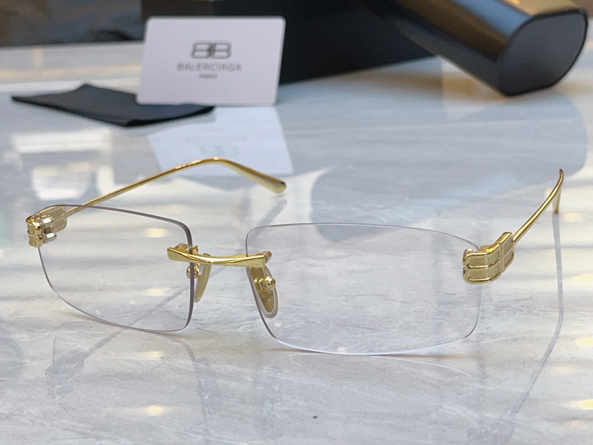 Очки Balenciaga 10842059